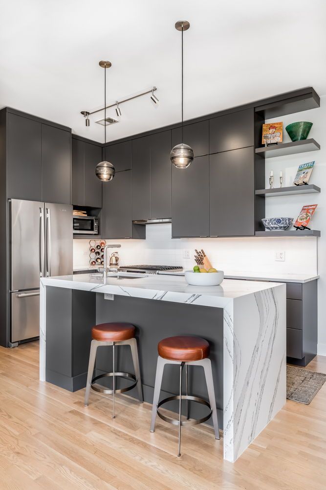 Kitchen cabinet